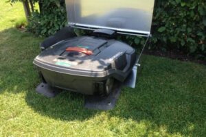 Huisje inox – groot - Image 3