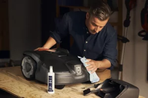 Husqvarna reinigings- en onderhoudsset - Image 2